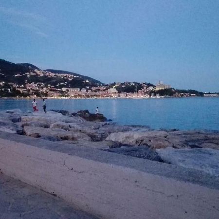 La Casetta Dei Marinai Леричи Екстериор снимка